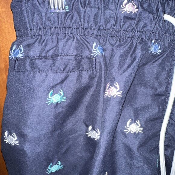 Charleston Threads Med. Swim Trunks Navy Embroidered Crab Theme With Mesh Lining - Picture 2 of 7